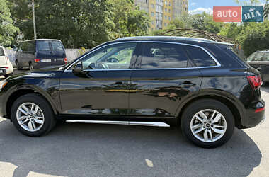 Внедорожник / Кроссовер Audi Q5 2021 в 