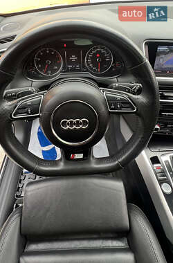 Внедорожник / Кроссовер Audi Q5 2016 в 