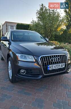 Внедорожник / Кроссовер Audi Q5 2015 в Павлограде