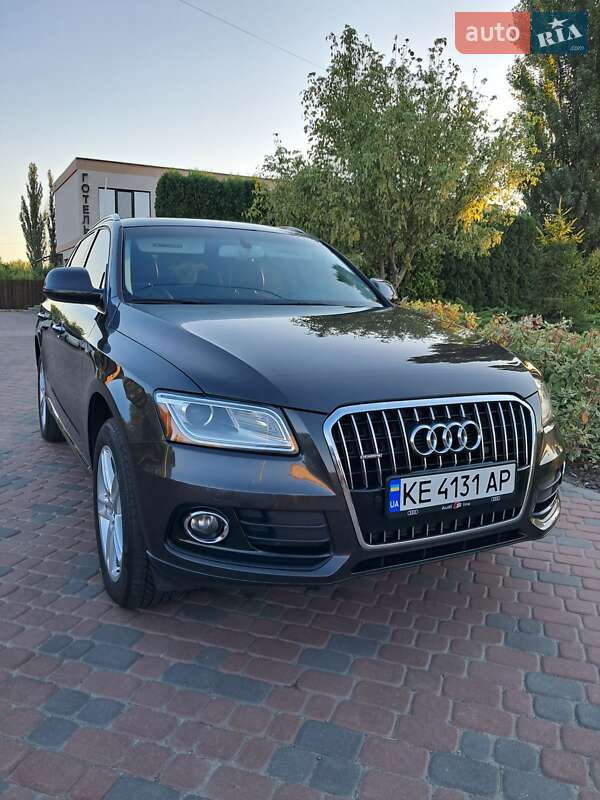 Внедорожник / Кроссовер Audi Q5 2015 в Днепре