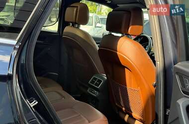 Внедорожник / Кроссовер Audi Q5 2018 в 