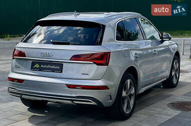 Внедорожник / Кроссовер Audi Q5 2022 в 