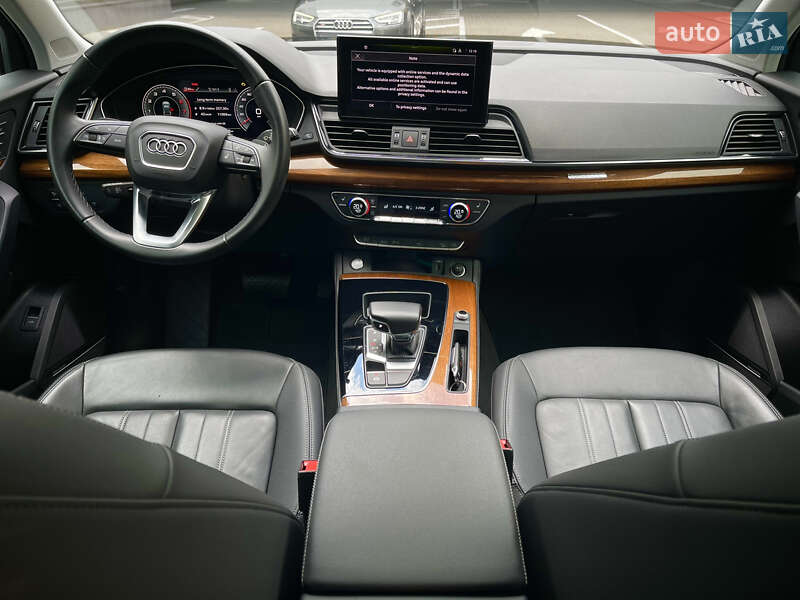 Внедорожник / Кроссовер Audi Q5 2022 в Киеве
