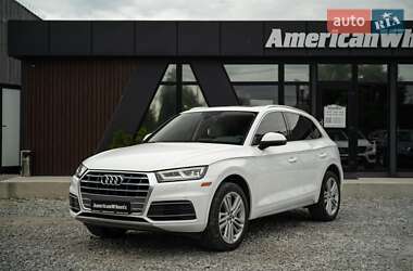 Внедорожник / Кроссовер Audi Q5 2017 в Черновцах