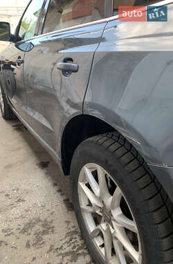 Внедорожник / Кроссовер Audi Q5 2011 в 