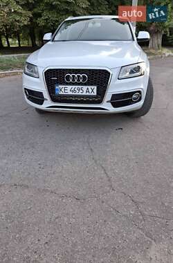 Позашляховик / Кросовер Audi Q5 2016 в 