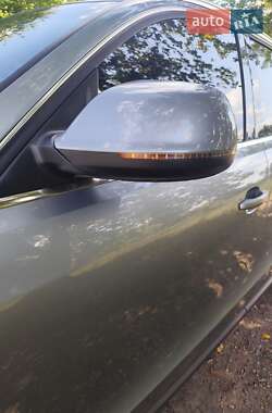 Внедорожник / Кроссовер Audi Q5 2011 в 