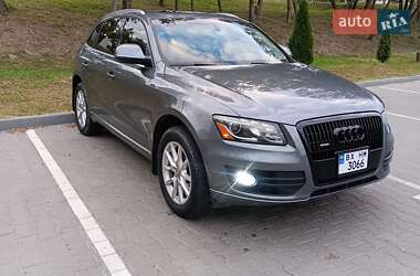 Внедорожник / Кроссовер Audi Q5 2012 в 