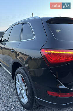 Внедорожник / Кроссовер Audi Q5 2012 в 