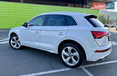Внедорожник / Кроссовер Audi Q5 2023 в 