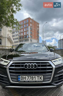 Внедорожник / Кроссовер Audi Q5 2018 в Одессе