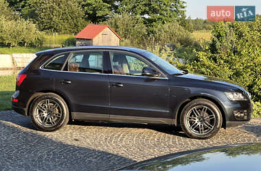 Внедорожник / Кроссовер Audi Q5 2011 в 