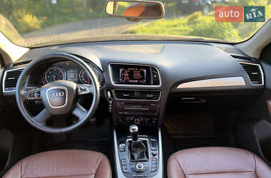 Внедорожник / Кроссовер Audi Q5 2011 в 