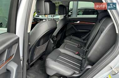 Внедорожник / Кроссовер Audi Q5 2021 в 