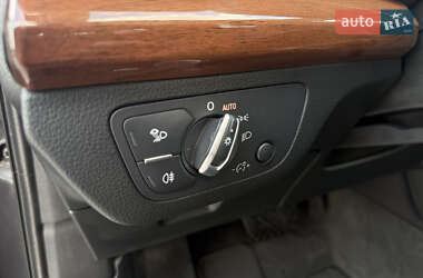 Внедорожник / Кроссовер Audi Q5 2021 в 