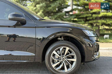 Внедорожник / Кроссовер Audi Q5 2022 в 