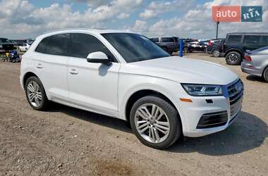 Позашляховик / Кросовер Audi Q5 2017 в 