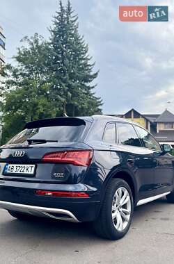Внедорожник / Кроссовер Audi Q5 2018 в 