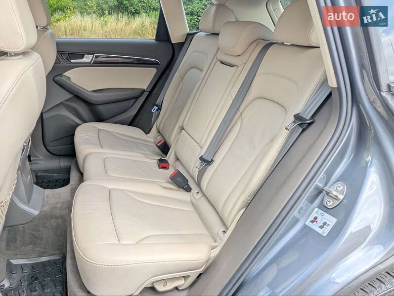 Внедорожник / Кроссовер Audi Q5 2013 в Киеве