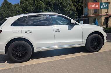 Внедорожник / Кроссовер Audi Q5 2016 в 