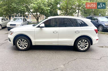 Внедорожник / Кроссовер Audi Q5 2015 в 