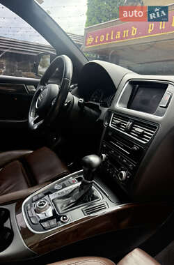 Внедорожник / Кроссовер Audi Q5 2015 в 