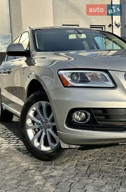 Внедорожник / Кроссовер Audi Q5 2016 в 