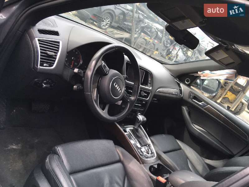 Внедорожник / Кроссовер Audi Q5 2015 в 
