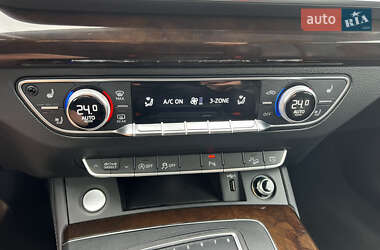 Внедорожник / Кроссовер Audi Q5 2019 в 