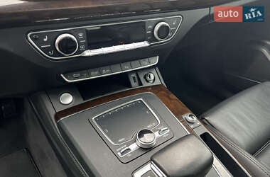 Внедорожник / Кроссовер Audi Q5 2019 в 