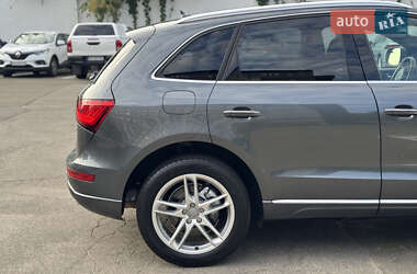 Внедорожник / Кроссовер Audi Q5 2015 в 