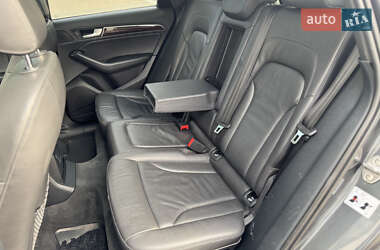 Внедорожник / Кроссовер Audi Q5 2015 в 