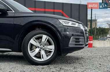 Внедорожник / Кроссовер Audi Q5 2017 в 