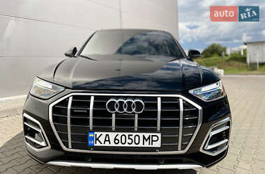 Внедорожник / Кроссовер Audi Q5 2020 в Киеве