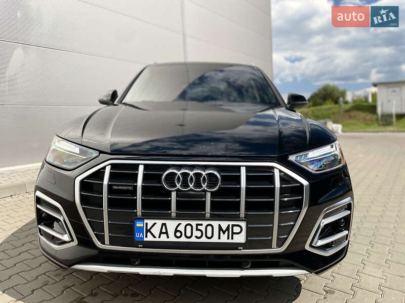 Внедорожник / Кроссовер Audi Q5 2020 в Киеве
