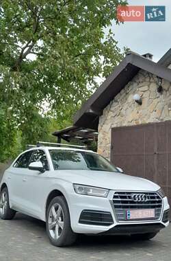 Внедорожник / Кроссовер Audi Q5 2019 в 
