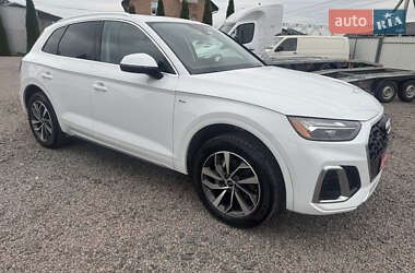 Внедорожник / Кроссовер Audi Q5 2023 в 