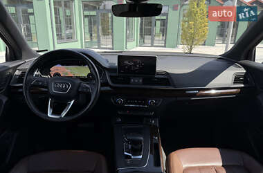 Позашляховик / Кросовер Audi Q5 2018 в 