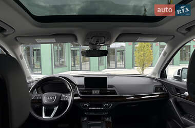 Внедорожник / Кроссовер Audi Q5 2018 в 