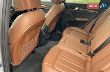 Внедорожник / Кроссовер Audi Q5 2022 в 