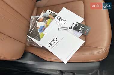 Внедорожник / Кроссовер Audi Q5 2022 в 