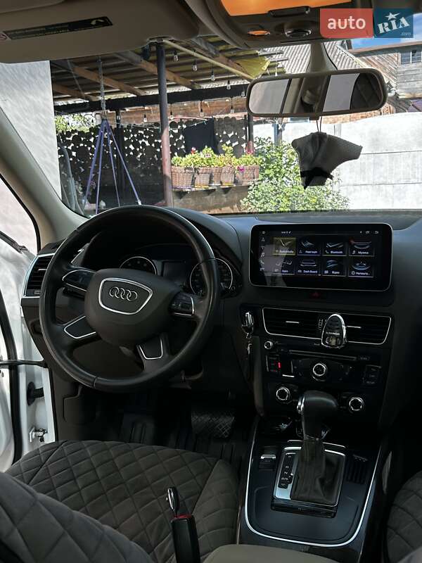 Внедорожник / Кроссовер Audi Q5 2013 в Желтых Водах