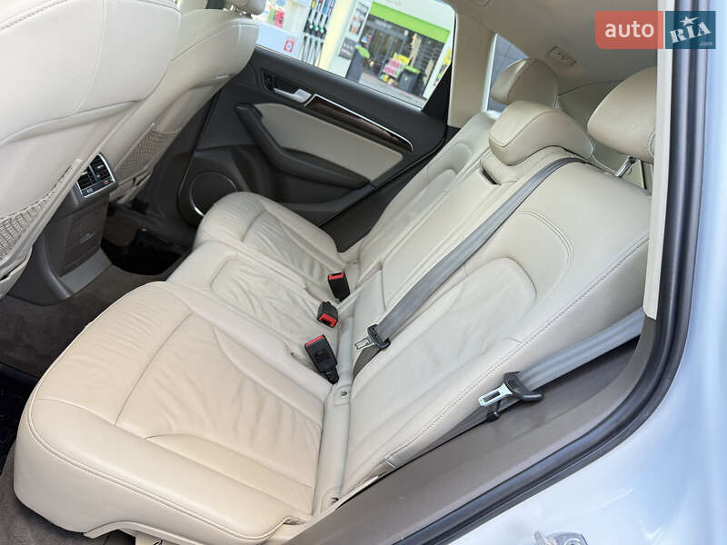 Позашляховик / Кросовер Audi Q5 2014 в Дрогобичі