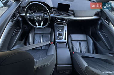 Внедорожник / Кроссовер Audi Q5 2020 в 