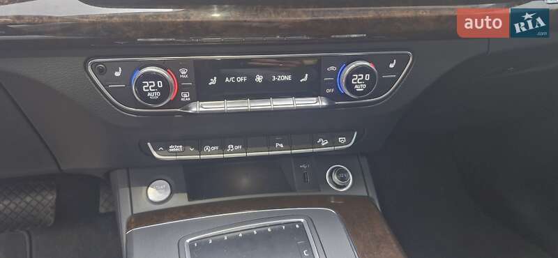 Внедорожник / Кроссовер Audi Q5 2018 в Киеве фото 20 Внедорожник / Кроссовер Audi Q5 2018 в Киеве