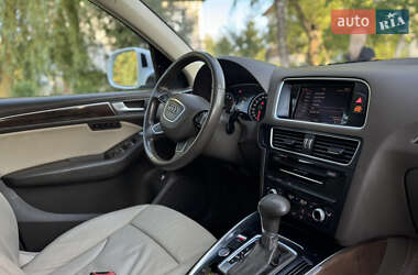 Внедорожник / Кроссовер Audi Q5 2015 в 