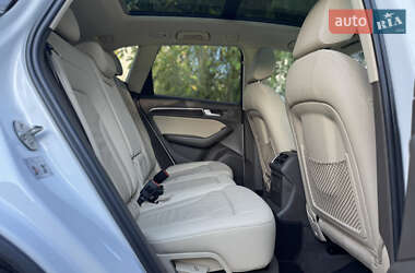 Внедорожник / Кроссовер Audi Q5 2015 в 