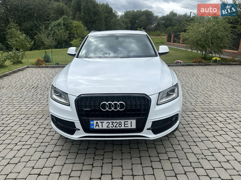 Позашляховик / Кросовер Audi Q5 2015 в Калуші