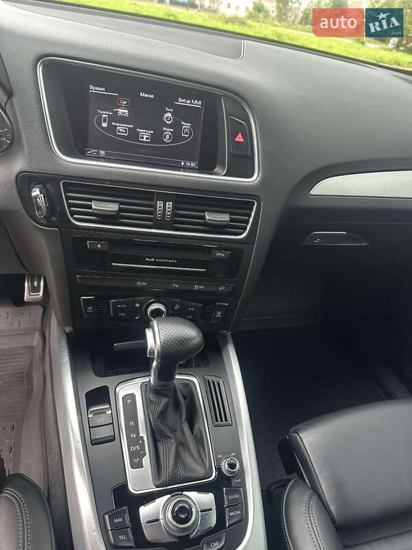 Позашляховик / Кросовер Audi Q5 2015 в Калуші
