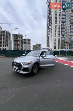 Внедорожник / Кроссовер Audi Q5 2024 в 